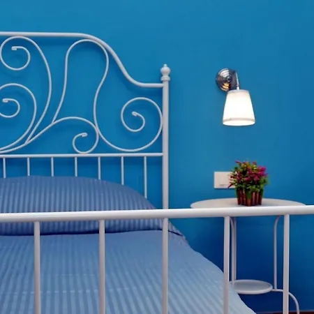 Domus Ponte Milvio Гостевой дом Рим