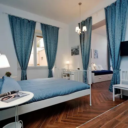 Domus Ponte Milvio Гостевой дом