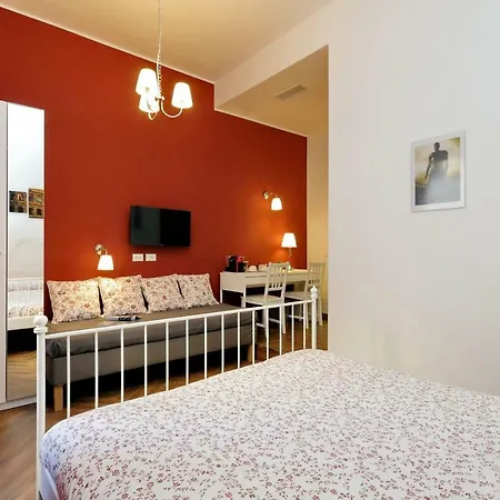 Domus Ponte Milvio Roma