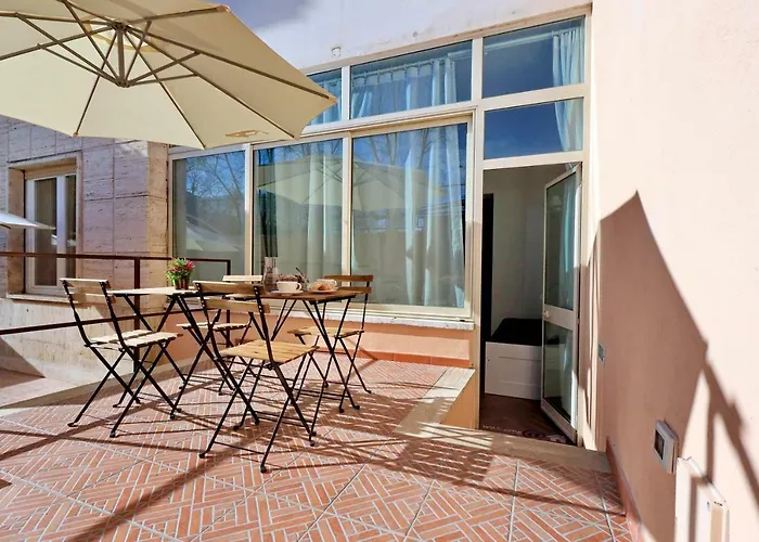 Domus Ponte Milvio Guest house 4*