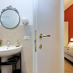 Domus Ponte Milvio Gasthuis 4*
