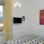 Domus Ponte Milvio Gasthuis 4*