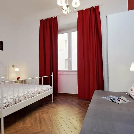 Domus Ponte Milvio 4*